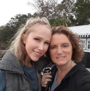 Meet your Posher, Casey